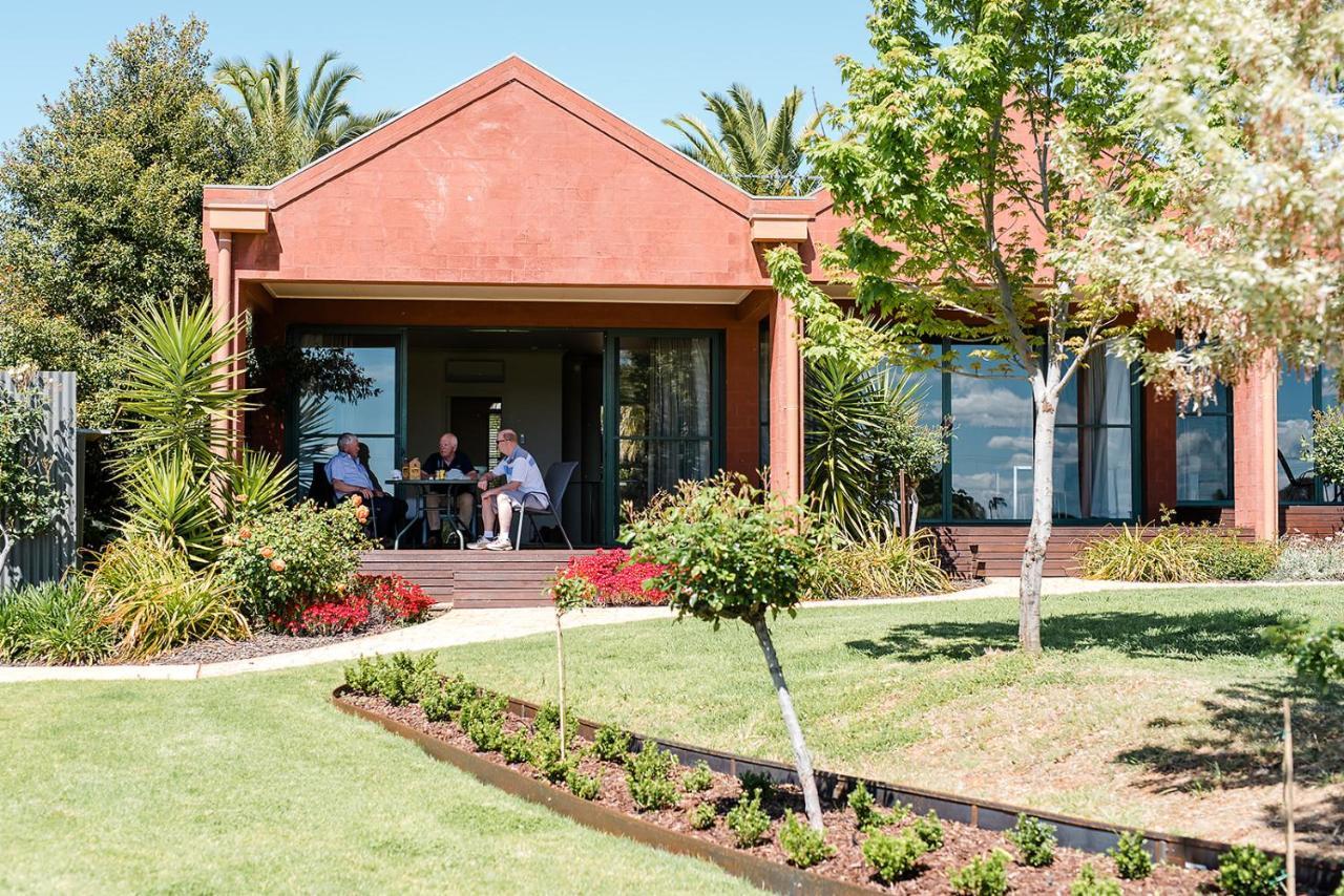 Tuileries At De Bortoli Rutherglen Buitenkant foto